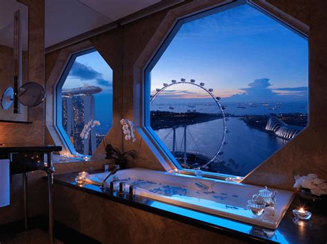 hotels singapore staycation with bathtub